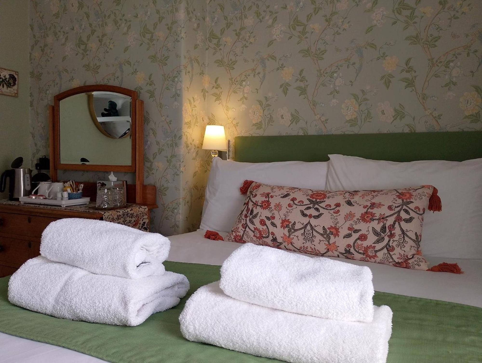 Smiddy House Bed & Breakfast สปีนบริดจ์ ภายนอก รูปภาพ